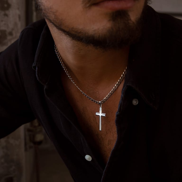 Silberner Kreuz-Charms für Herren